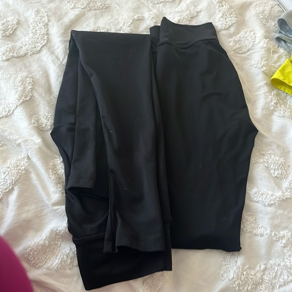 BLACK GK LEGGINGS SIZE XS